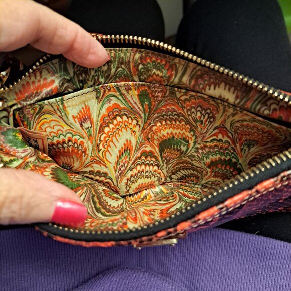 EUC Dooney & Bourke Red Python Snake Embossed Wristlet Wallet - Unusual Lining - Picture 5 of 11